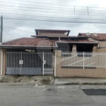 CASA A VENDA, PARQUE BANDEIRANTES, 3 DORMITORIOS 1 SENDO SUÍTE, 2 VAGAS DE GARAGEM, SJC/SP