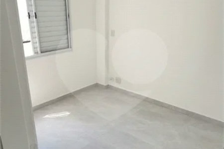 Apartamento com 42m², 2 quartos, 1 garagem, à venda em Itaquera