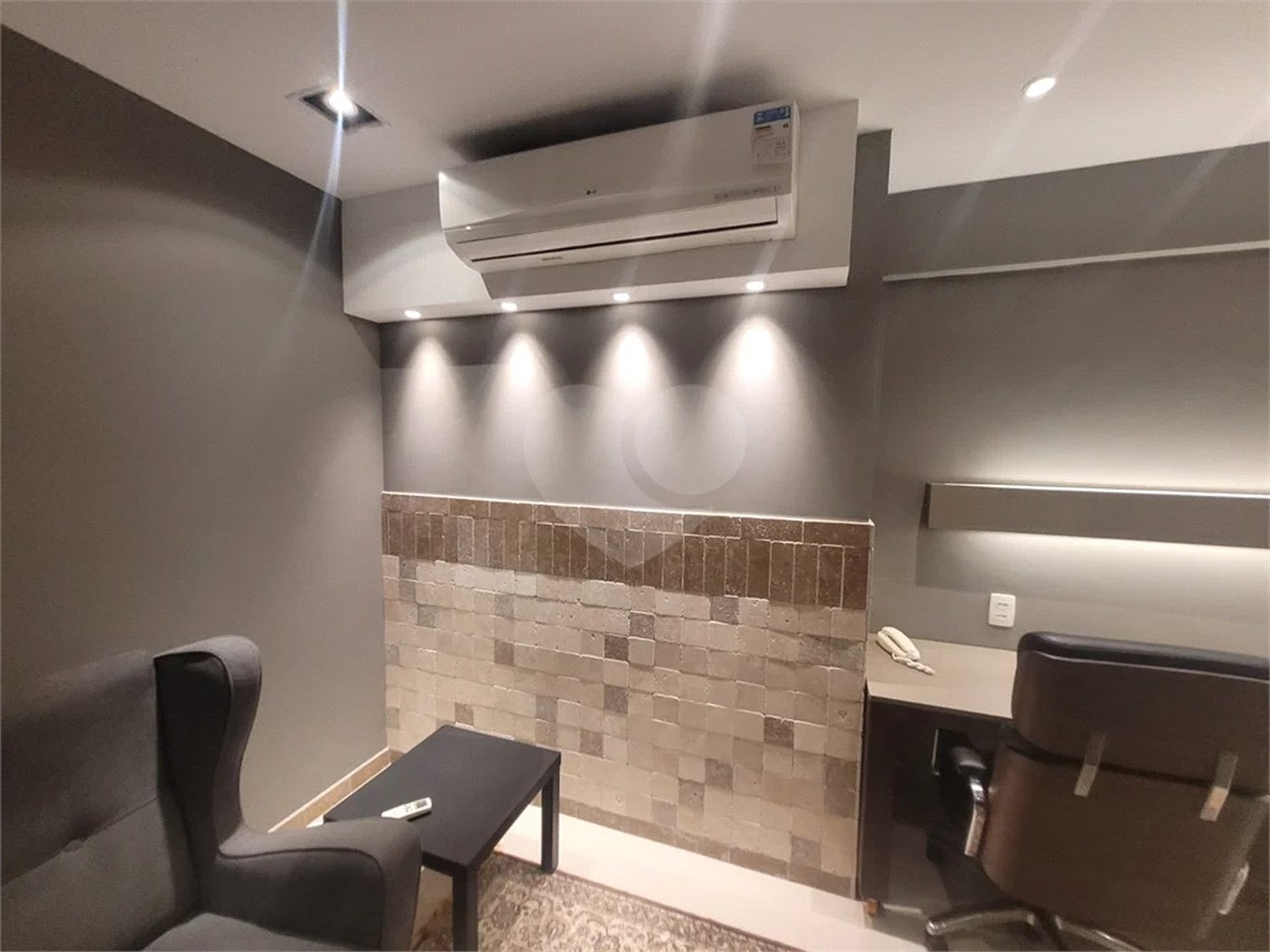Sala comercial para locação no Paraíso