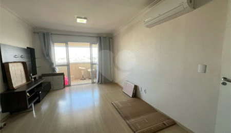 Apartamento à venda com 2 quartos, sendo 1 suíte, em Jardim Santo Antônio, Santo André, SP
