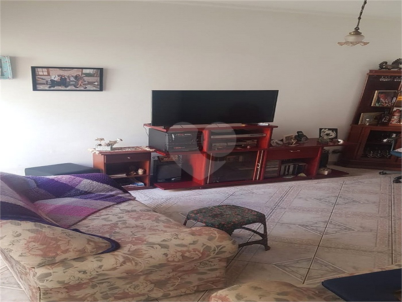 Sobrado à Venda no Parque Fehr – 3 Dormitórios e Área Gourmet em Rua Tranquila