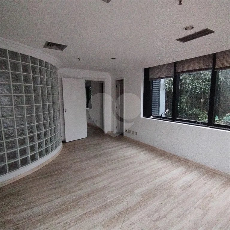 Sala comercial para locação no Jardim Paulista