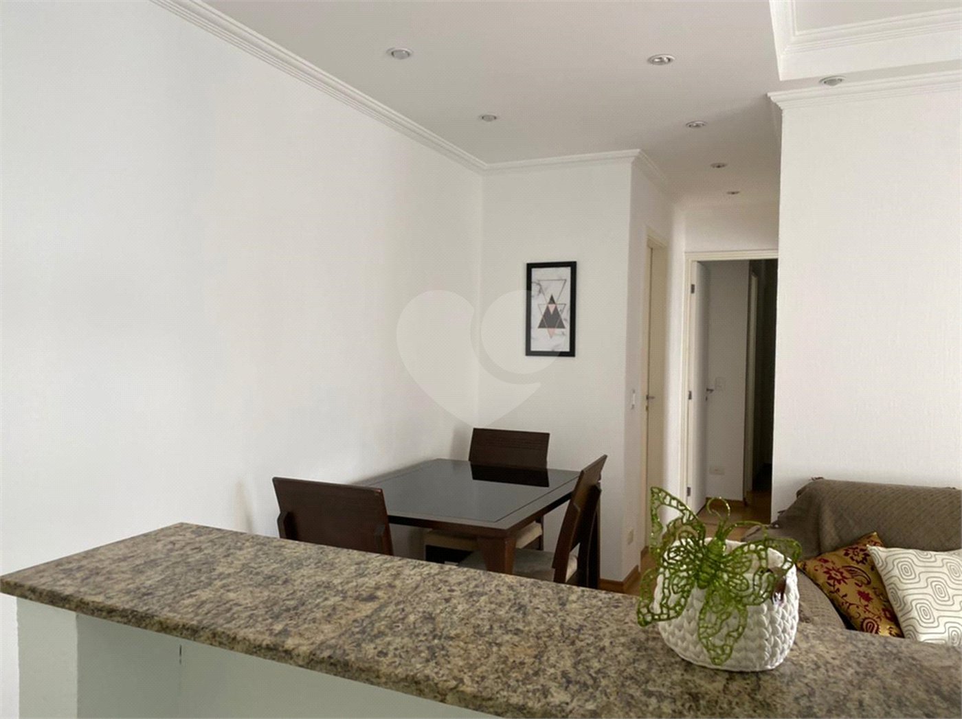 Apartamento de 2 quartos à venda na Aclimação