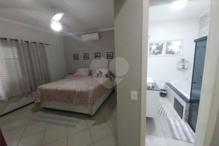 Casa Térrea Disponível para Locação e Venda no Condomínio Vilaggio Capriccio