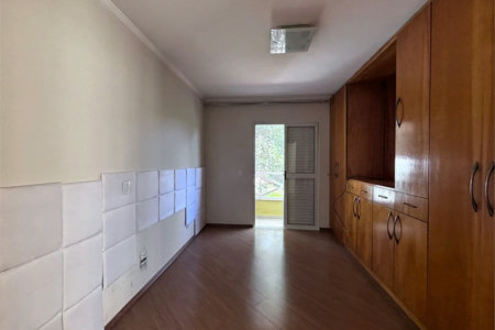 Casa à venda com 3 quartos, sendo 1 suíte,  no condomínio Villagio da Granja, Cotia - SP