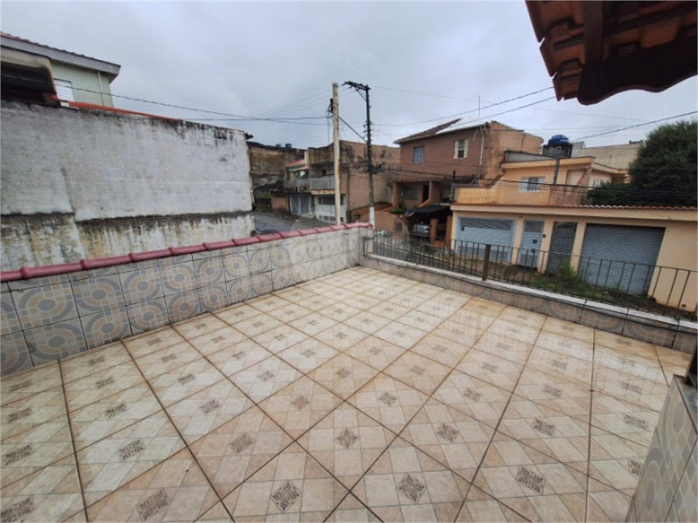 Sobrado com 2 dormitórios com 2 vagas de garagem