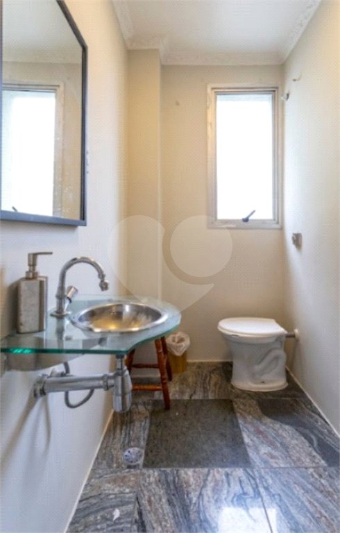 Cobertura para Locação e Venda com 330m² - Bela Vista