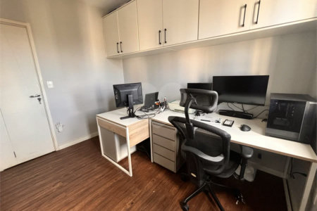 Apartamento com 77m² , 2 dormitórios , sendo 1 suíte , 2 vagas de garagem , a venda no bairro Rudge Ramos.