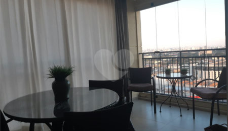 Apartamento à venda com 2 quartos, sendo 1 suíte,  em Santana, São Paulo, SP