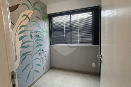 Apartamento c/2 dormitórios, 1 banheiro e Lazer completo á 150 metros do metrô Belém - Mobiliado pronto para morar.
