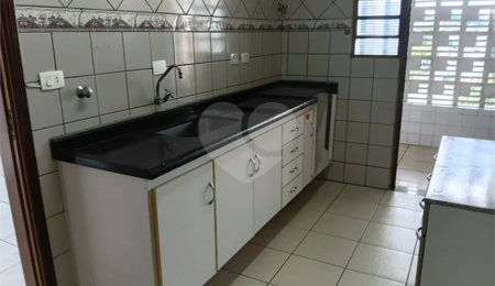 Apartamento à venda ou para alugar com 2 quartos, sendo 1 suíte, no Centro, São Roque, SP