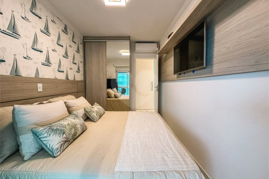 Apartamento à venda com 3 quartos, sendo 2 suítes,  em Riviera de São Lourenço, Bertioga, SP