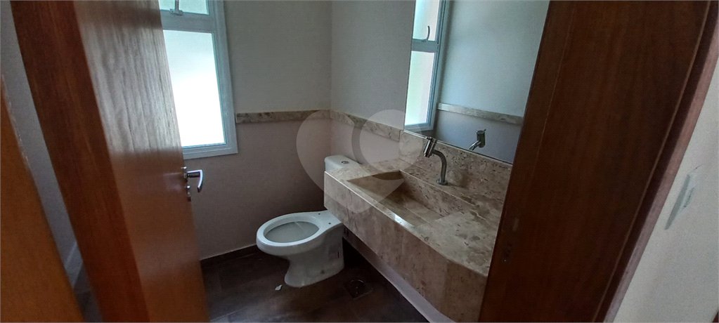 Casa à venda com 3 suítes em Santa Isabel, Louveira, SP