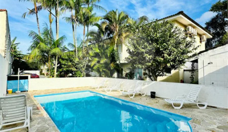 Casa para alugar com 1 quarto, sendo 2 suítes,  no Centro, Bertioga, SP