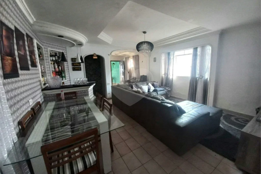 Casa à venda com 3 quartos, sendo 1 suíte, em Vila Campestre, São Paulo, SP