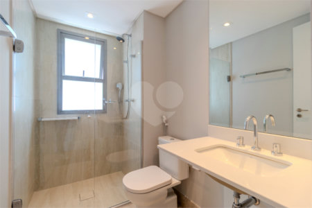 Apartamento para venda em Moema com 3 quartos, sendo 3 suítes, 2 vagas, 149 m²