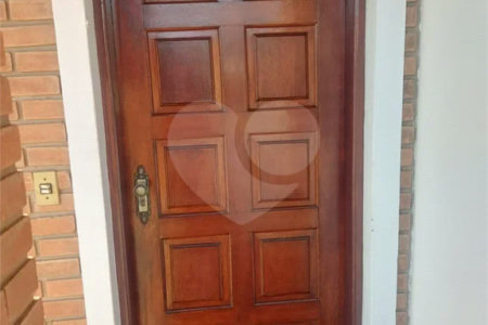 Casa à venda com 3 quartos, sendo 2 suítes,  em Capela, Vinhedo, SP