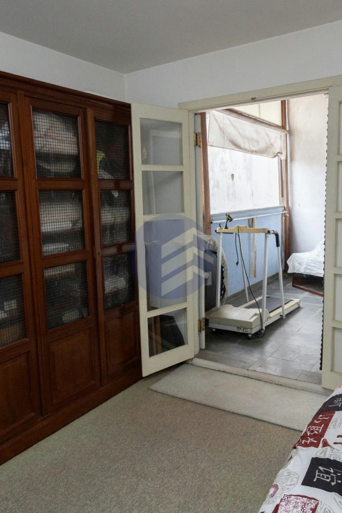 Sobrado à venda com 4 quartos, sendo 1 suíte, em Jardim Ester Yolanda, São Paulo - SP