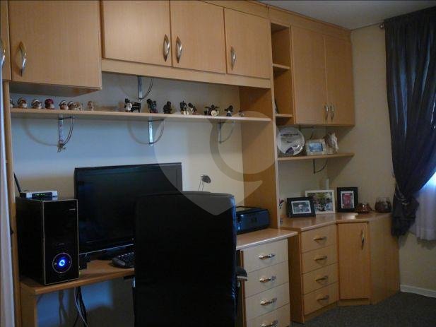 APARTAMENTO UM POR ANDAR!