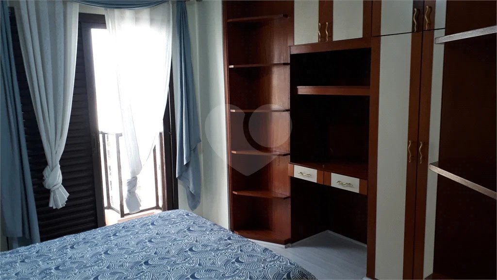 Apartamento à venda mobiliado nos Jardins — 126 m²
