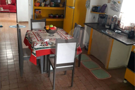 Casa térrea para venda.