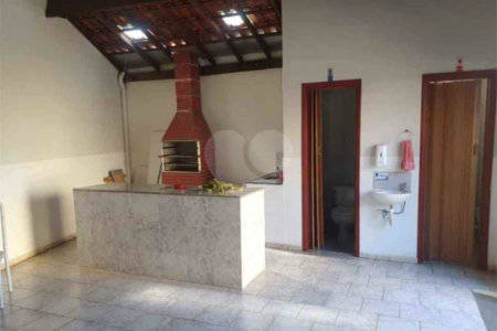Apartamento no Condomínio Residencial Mazo