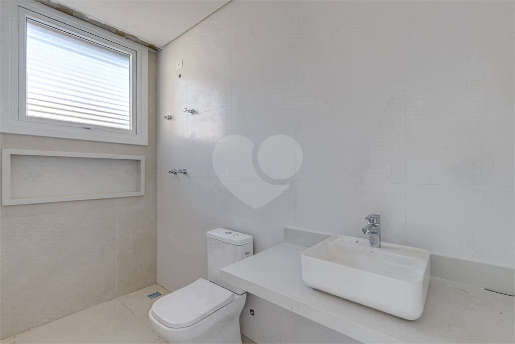 Casa à venda com 4 suítes no condomínio Vila Arese, São Paulo - SP