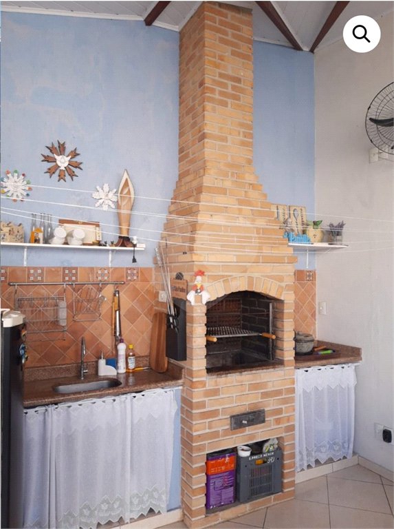 CASA A VENDA NO BAIRRO VILA GENY EM LORENA