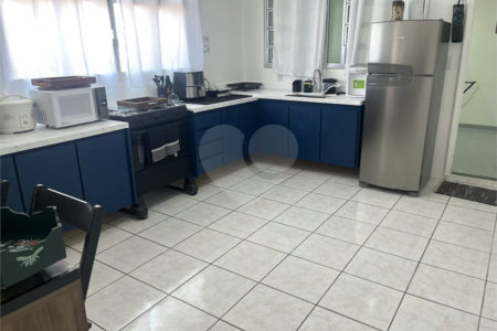 Cobertura de 300 m² com vista panorâmica para o mar