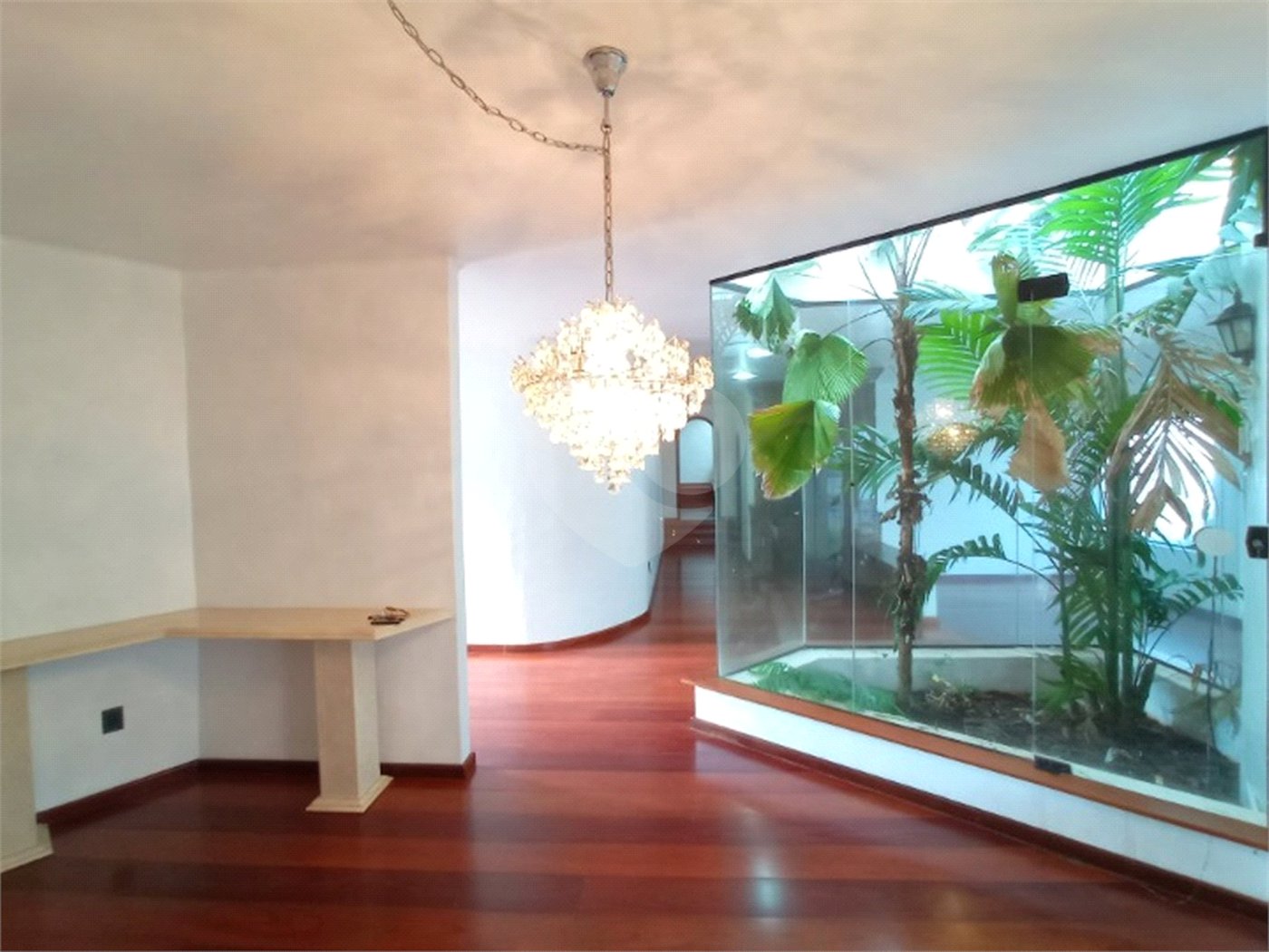 Casa térrea no Condomínio Faber I.