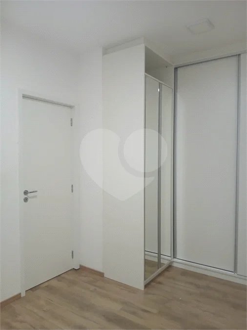 Apartamento de 2 quartos com planejados, sacada e lazer completo| Condomínio| São Roque