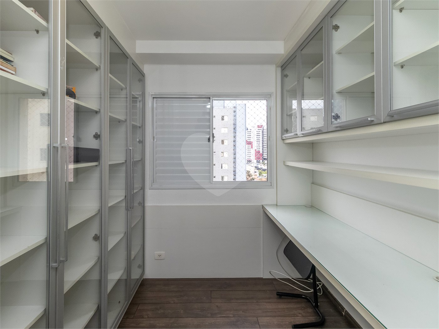 APARTAMENTO 3 QUARTOS 2 VAGAS À VENDA NA SAÚDE VENDER