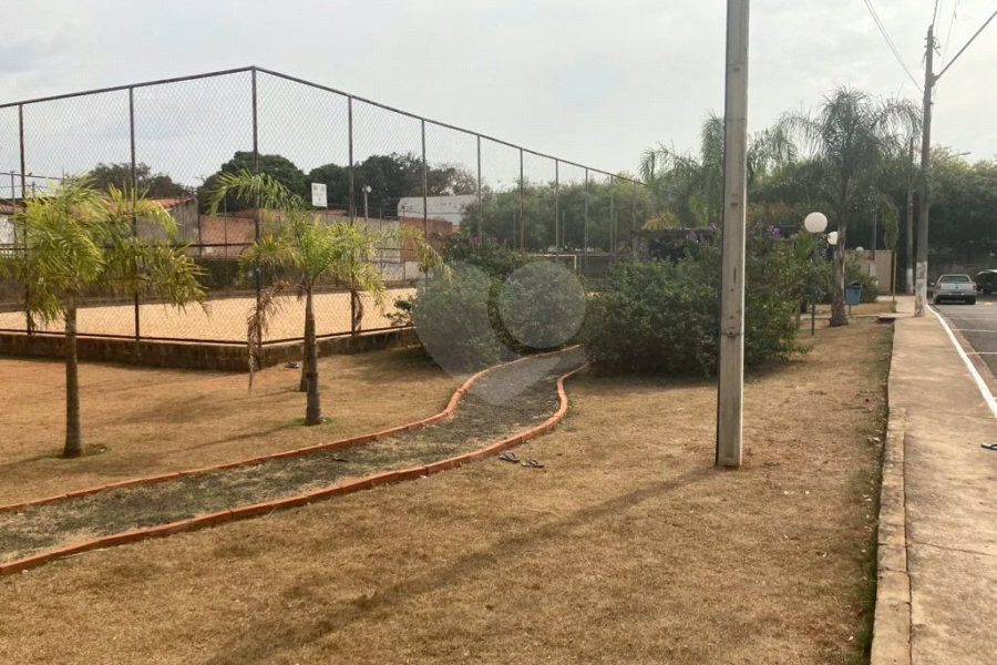 Casa à venda no Condominio Bertolin II