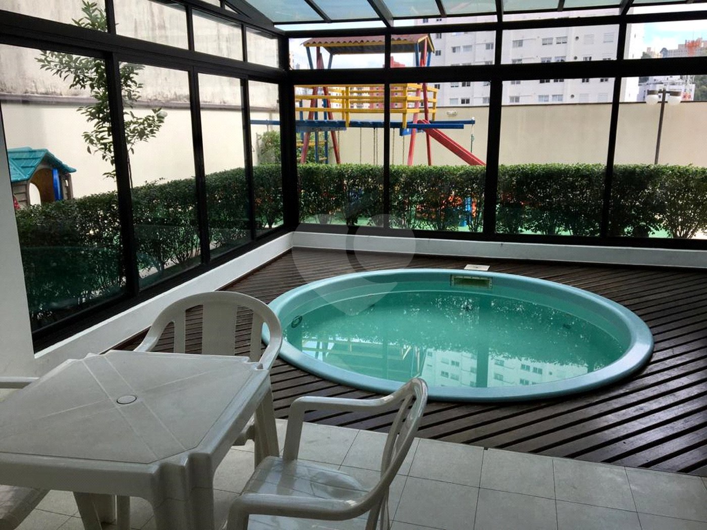 Apartamento com 3 Dormitórios sendo 1 Suíte 2 Vagas à Venda 99 m² por R$ 650.000