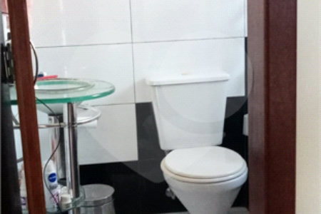 Casa com 194m², 3 dormitórios, sendo 1 suíte, 2 vagas, à venda na Vila Formosa.