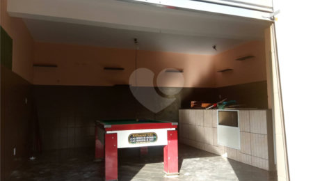 Casa à venda com 3 quartos, sendo 1 suíte,  em Parque Residencial Maria Stella Faga, São Carlos, SP