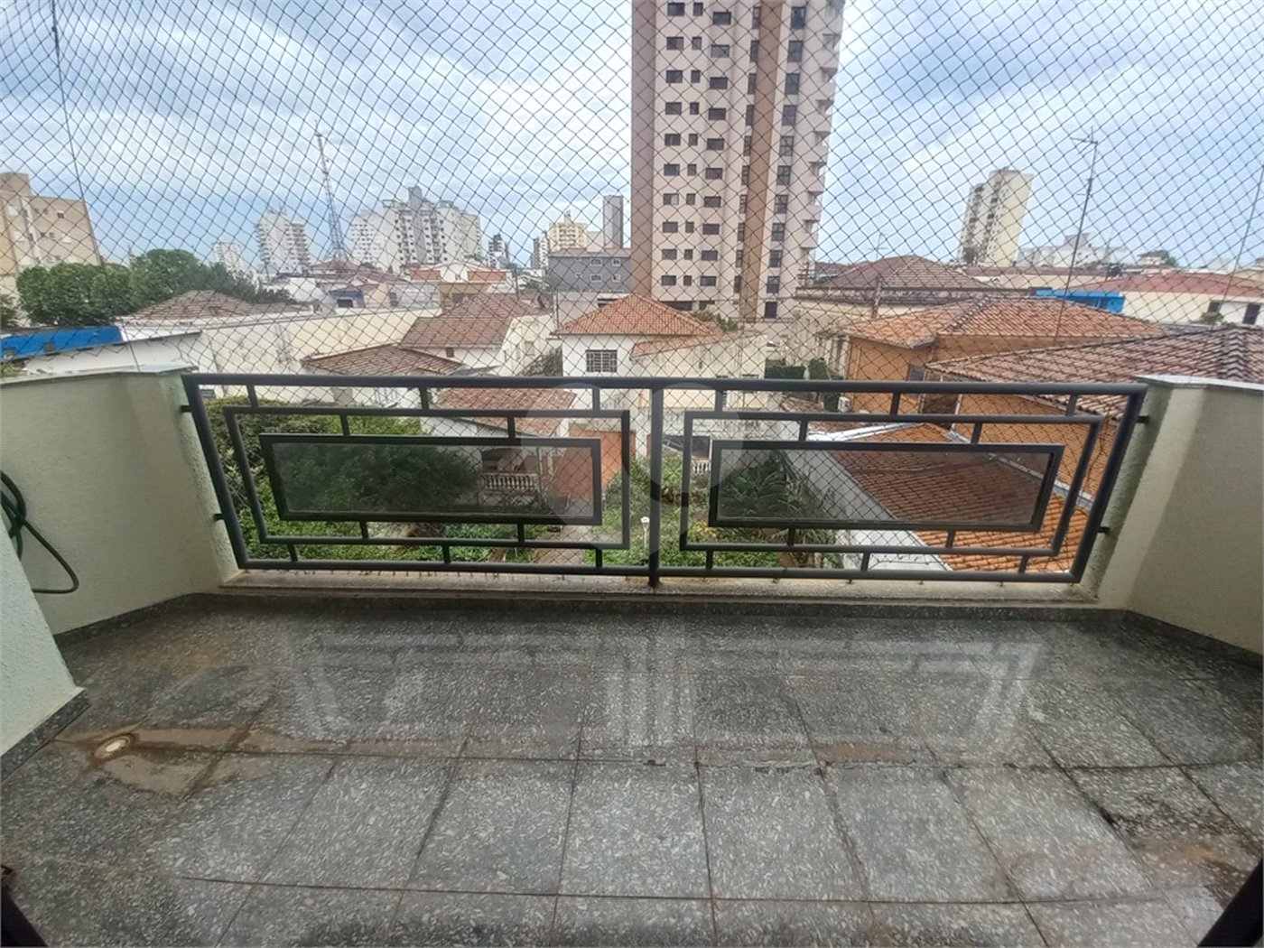 Apartamento para venda ou locação no Ed. Alexandre Previero