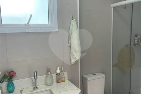 Casa à venda com 3 quartos, sendo 1 suíte,  em Picollo Villaggio, Louveira, SP