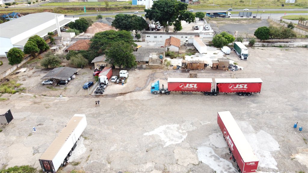 Área de terra a Venda na Margem da Rodovia Washington Luiz KM/230 - São Carlos/SP