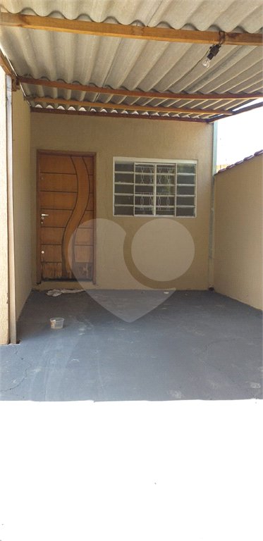 Casa térrea para venda, na cidade de Araraquara/SP.