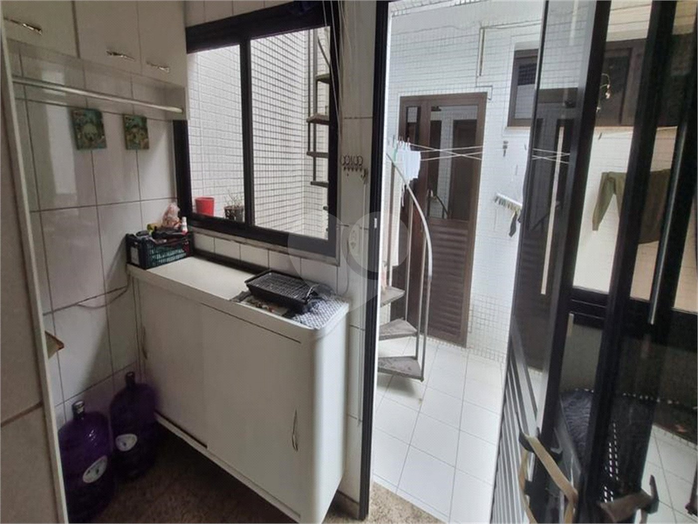 Sobrado à Venda na Aclimação - 150 m² - 2 Salas, 3 Dorms, 2 Vagas.