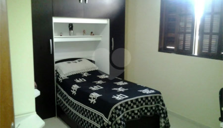 Casa à venda com 6 quartos, sendo 1 suíte, em Itaim Paulista, São Paulo, SP
