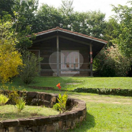 Fazenda à venda com 11 quartos no Centro, Analândia, SP
