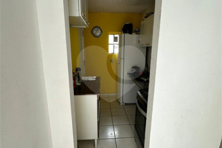 Casa à venda de 02 dormitórios, em São Carlos
