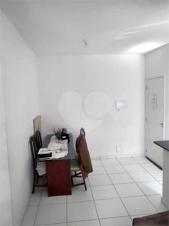 Apartamento para venda no Condomínio Residencial Parque dos Manacás