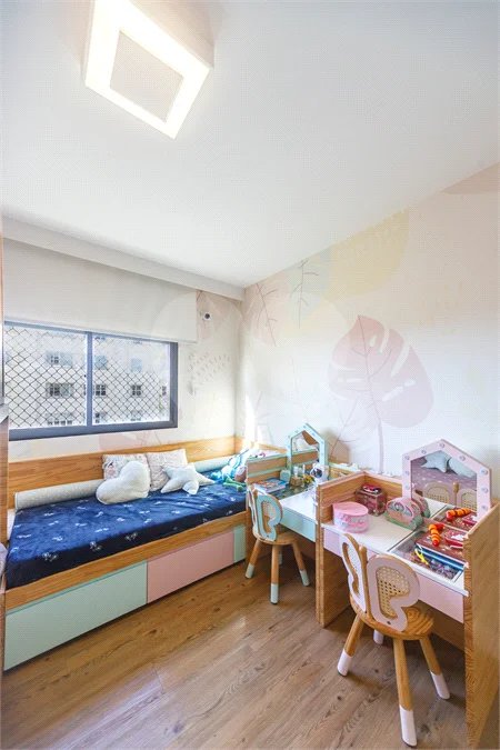 Apartamento de 149,51m2, 3 dormitórios, 1 suíte, toalete social, living 2 ambientes, 2 vagas fixas e lazer completo em Higienópolis.