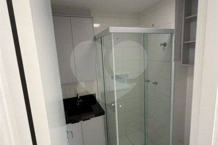Apartamento à venda na Vila São João, próximo as Shopping Internacional de Guarulhos, com 43 m² com 2 dormitórios e 1 vaga de garagem