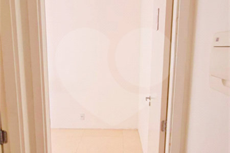 Apartamento - Cambuci - 2 quartos - 1 banheiro - sem vaga