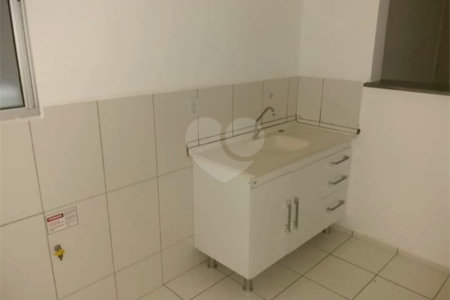 Apartamento com 2 dormitórios