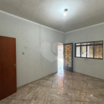 Casa á venda, com 2 Dormitórios e Edícula, em São Carlos-SP.